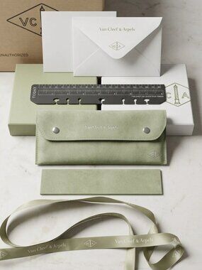 Elevate Your Collection: Authentic Van Cleef & Arpels Presentation Set